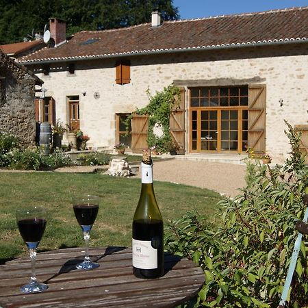 Paul'S Barn In France Bed and Breakfast Nantiat Εξωτερικό φωτογραφία